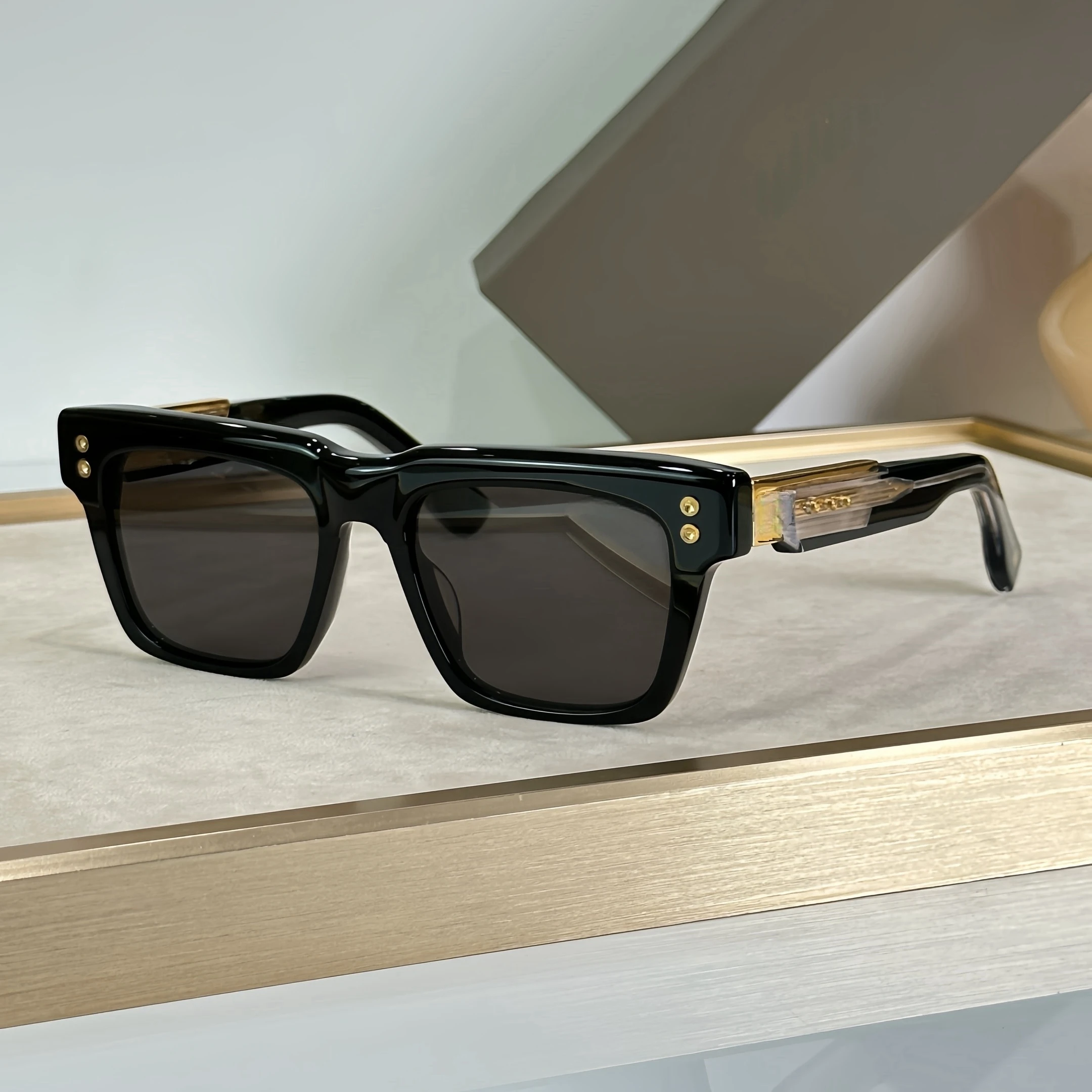 Деловые уличные солнцезащитные очки, роскошные прямоугольные солнцезащитные очки из ацетата, популярные DTS434 трендовые дизайнерские женские солнцезащитные очки 2025
Деловые уличные солнцезащитные очки, роскошные прямоугольные солнцезащитные очки из ацетата, популярные DTS434 трендовые дизайнерские женские солнцезащитные очки 2025