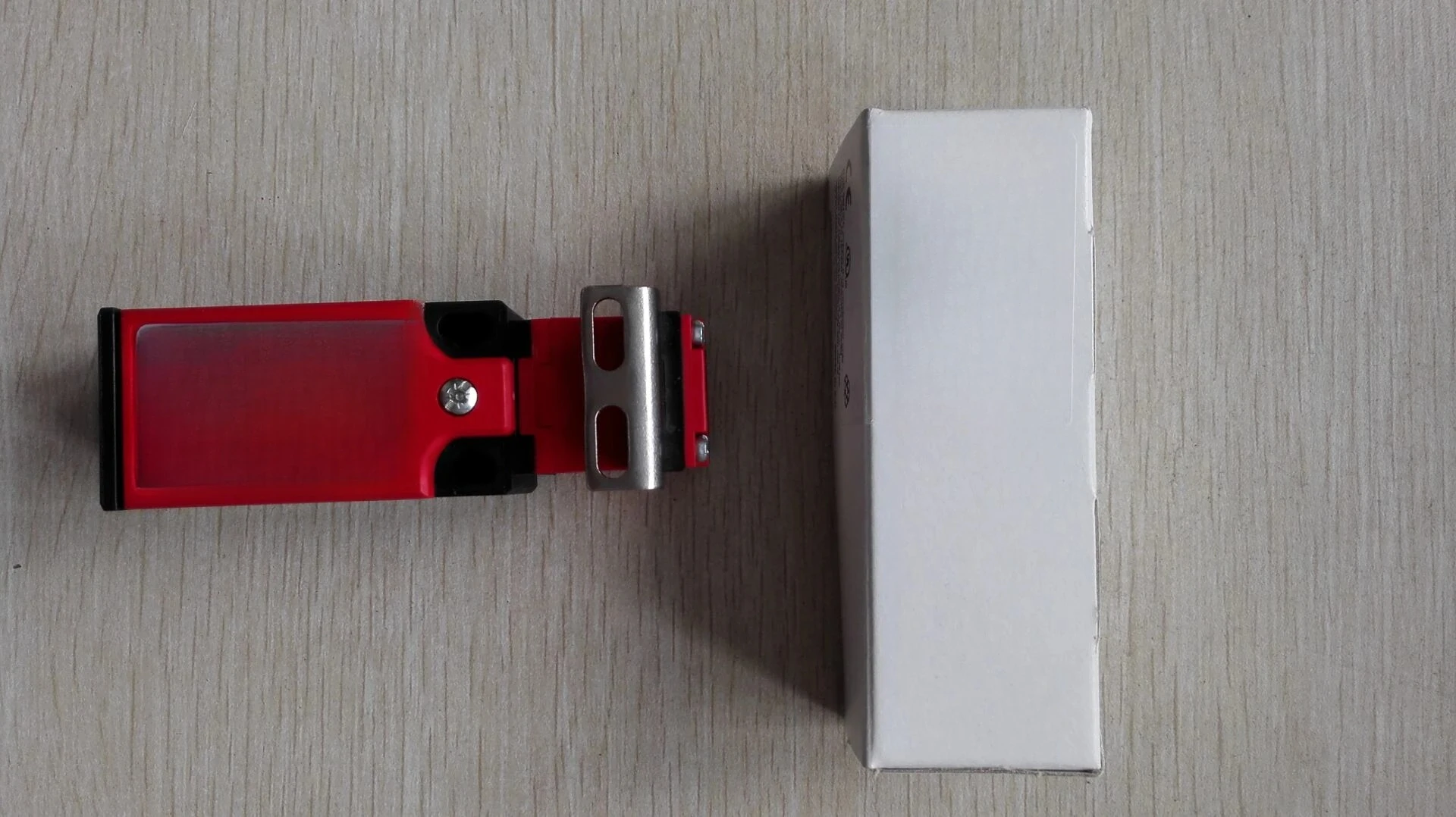 Limited door switch ST1K13Z02 spot factory direct sales
Limited door switch ST1K13Z02 spot factory direct sales