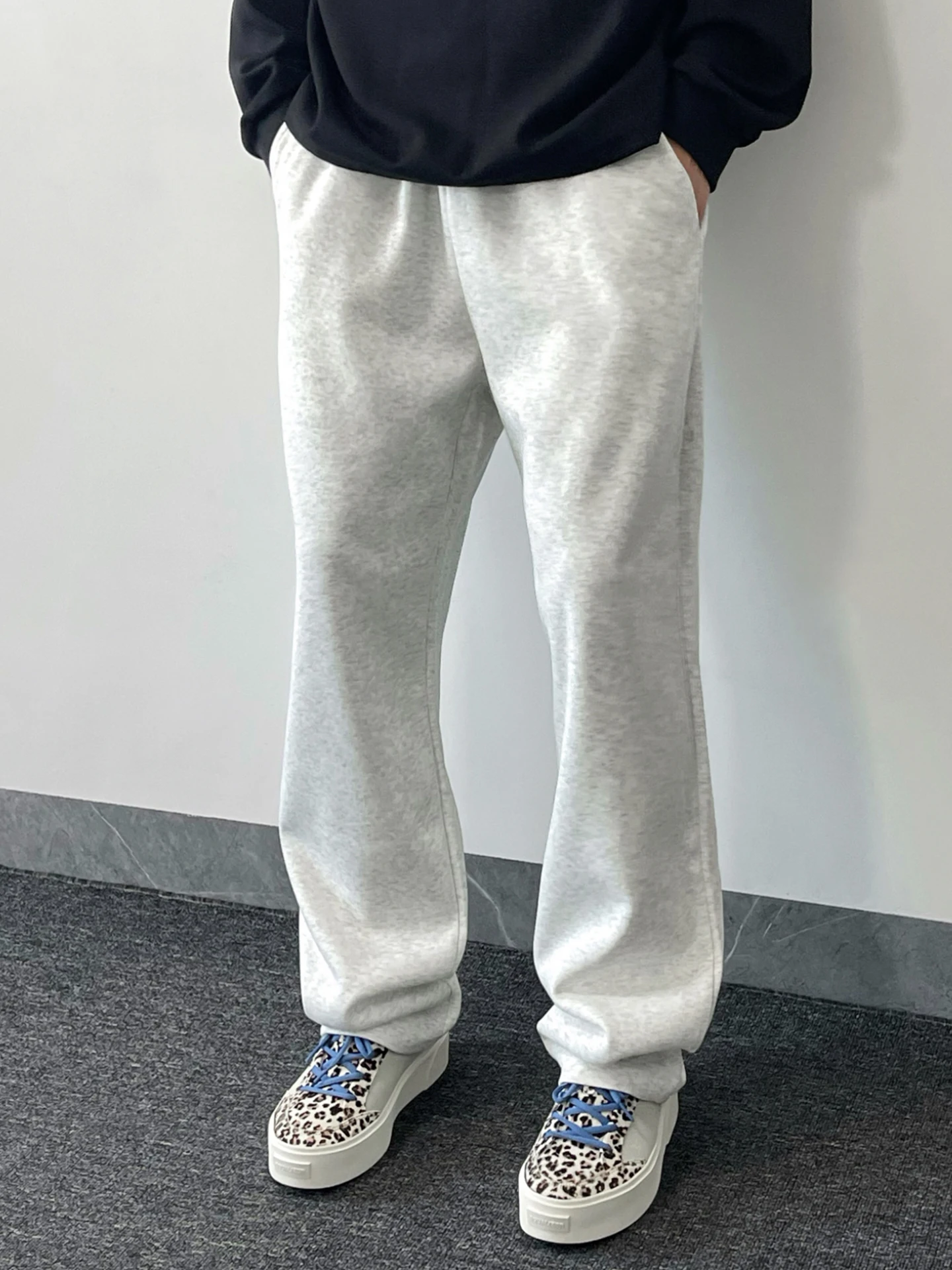 Fall Winter American Sle Heavyweight Straight Leg Casual Pants Drapey Fitn Pure Color Versatile Lengthening Effect Sweat...
Fall Winter American Sle Heavyweight Straight Leg Casual Pants Drapey Fitn Pure Color Versatile Lengthening Effect Sweat...