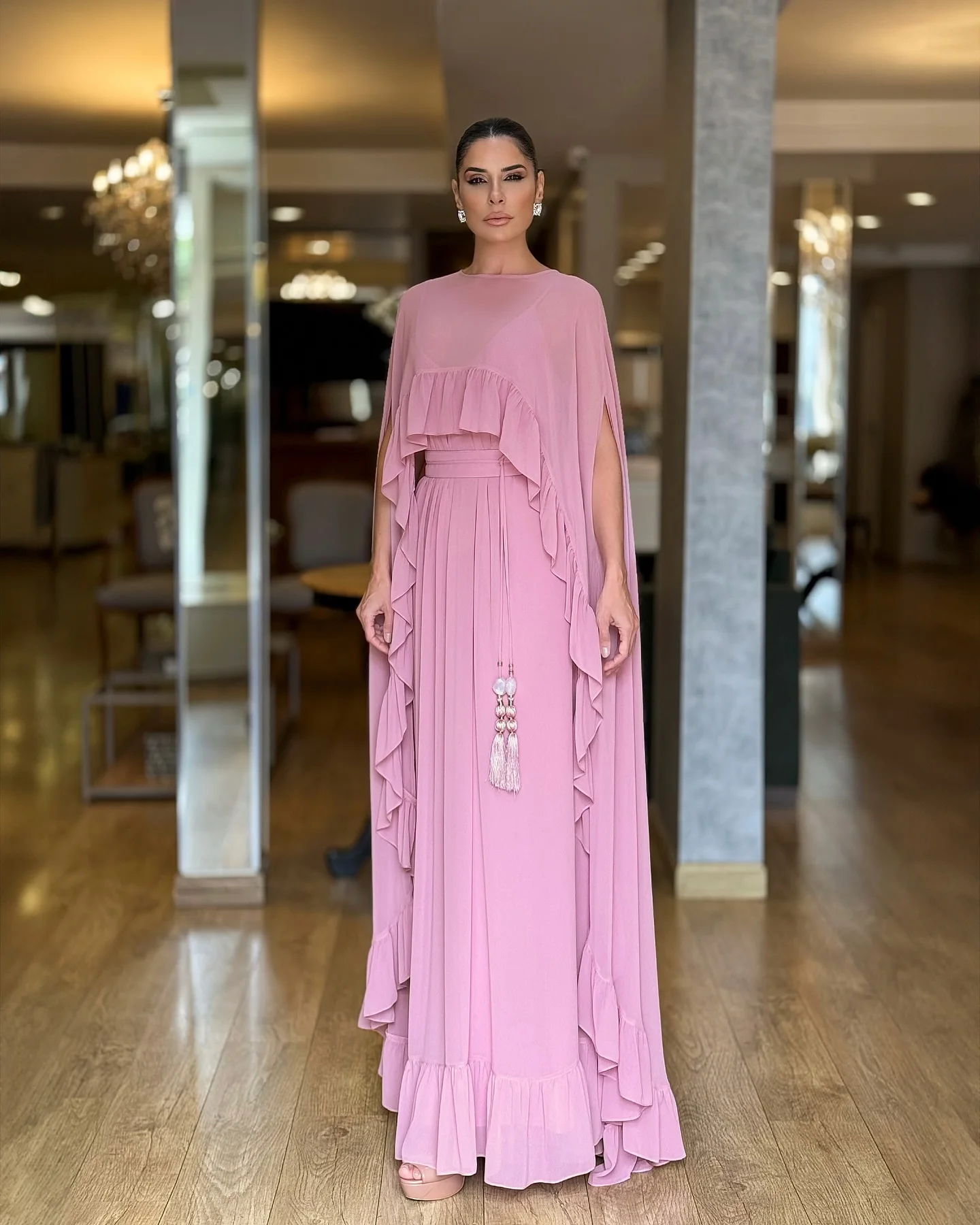 Chiffon Prom Dresses Front Split Peated Long Sleeves customized Formal Evening Dresses Ankle-Length Arabia Party Gowns
Chiffon Prom Dresses Front Split Peated Long Sleeves customized Formal Evening Dresses Ankle-Length Arabia Party Gowns