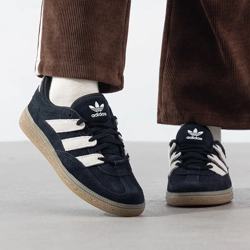 Adidas women's shoes 2025 new sports shoes fitness training fashion light wear outdoor casual shoes JS2795
Adidas women's shoes 2025 new sports shoes fitness training fashion light wear outdoor casual shoes JS2795