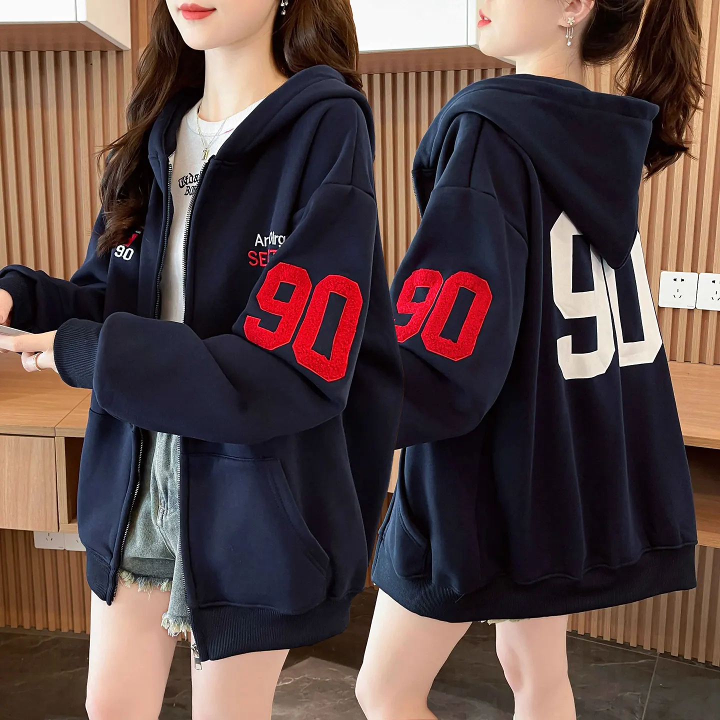 Spring Early Embroidered Hoodie Women's Loose Fit Cardigan Coat Long Sleeve Cotton Polyester Blend Zipper Closure Korean Style
Spring Early Embroidered Hoodie Women's Loose Fit Cardigan Coat Long Sleeve Cotton Polyester Blend Zipper Closure Korean Style