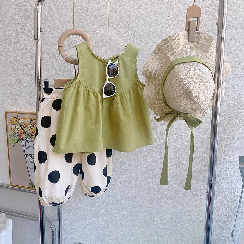 2pc Girls Clothing Set Summer Korean Style Cotton Spaghetti Strap Vest Tops and Mosquito Pants Set with Pant Children Clothes
2pc Girls Clothing Set Summer Korean Style Cotton Spaghetti Strap Vest Tops and Mosquito Pants Set with Pant Children Clothes
