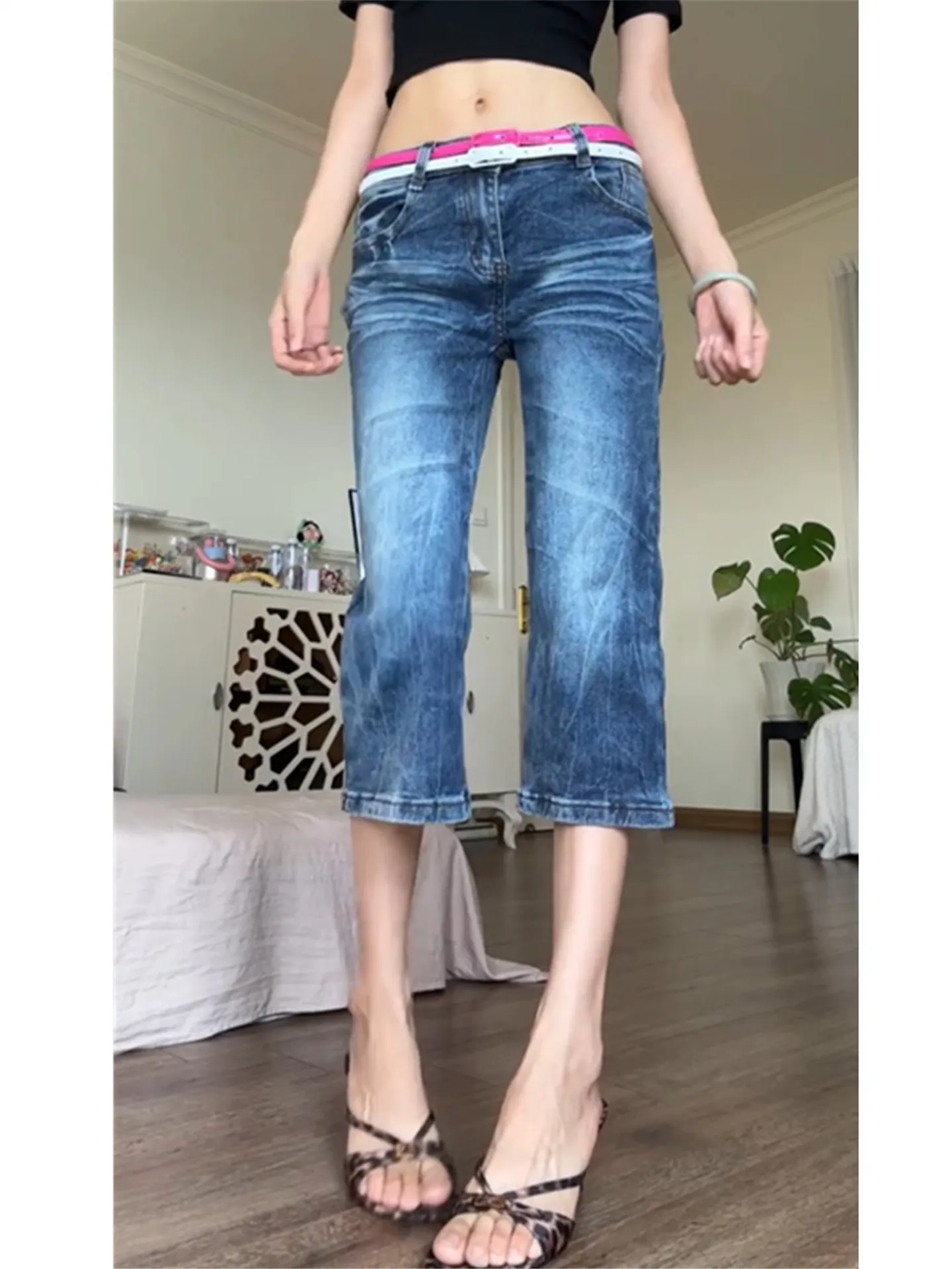 American Style Vintage Low Waist Seven-Five Denim Jeans Women Summer Slimming Casual Hot Girl Style Jeans Cotton Soft Washed
American Style Vintage Low Waist Seven-Five Denim Jeans Women Summer Slimming Casual Hot Girl Style Jeans Cotton Soft Washed