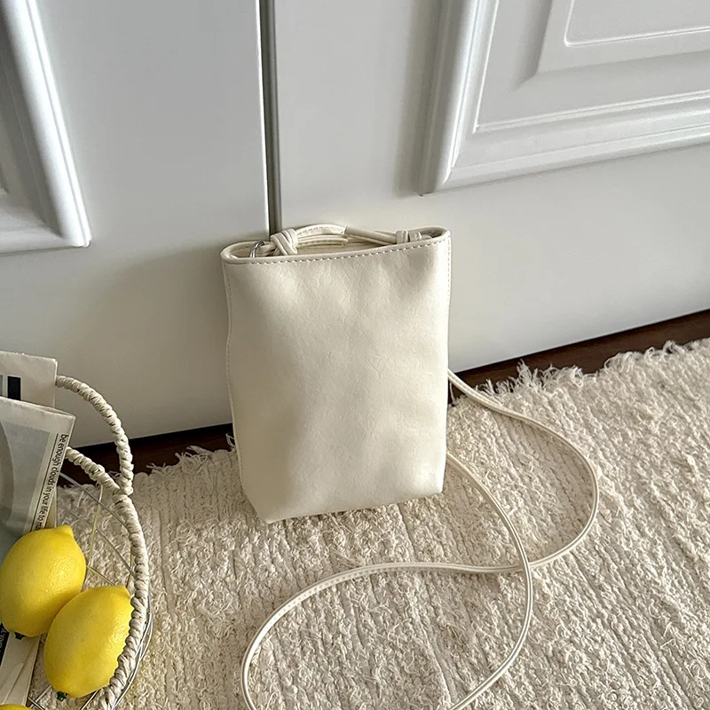 2026 Summer New Simple Casual Armpit Bags Niche Trend Versatile Design Shoulder Crossbody Bucket Womens Crossbody Bag Handbags
2026 Summer New Simple Casual Armpit Bags Niche Trend Versatile Design Shoulder Crossbody Bucket Womens Crossbody Bag Handbags