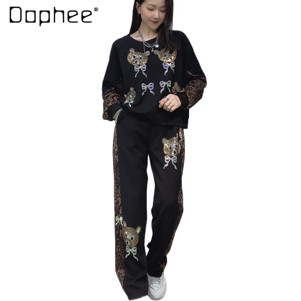 Loose Casual Sports Suit 2025 New Autumn Leopard Print Splicing Long-sleeved Trousers Two-piece Sets Women's Outfits
Loose Casual Sports Suit 2025 New Autumn Leopard Print Splicing Long-sleeved Trousers Two-piece Sets Women's Outfits