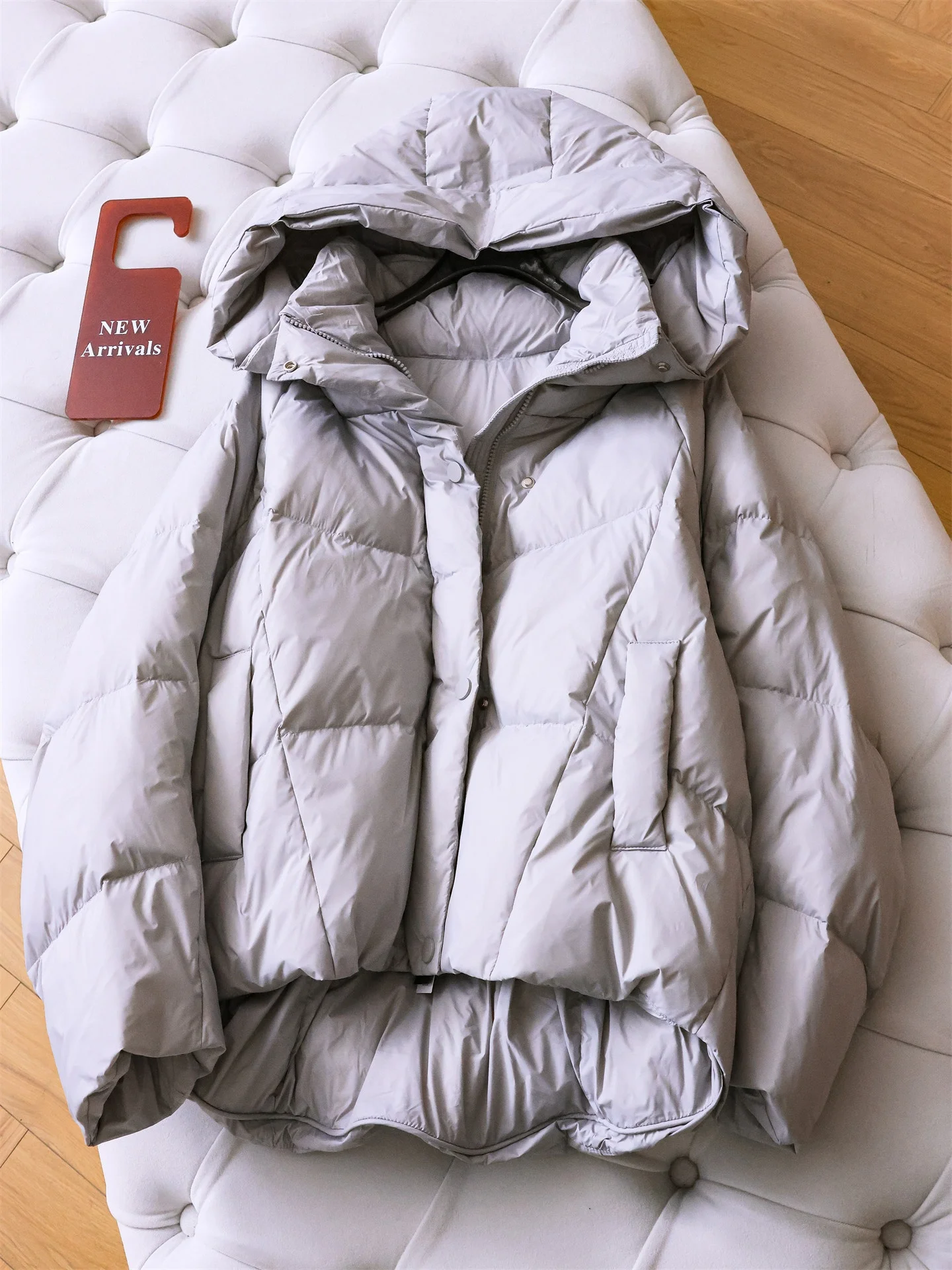 Ultra Warm Zero Pressure Feel! Pure Color Hooded Loose Slimming High Fill down Thick Warm Long Sleeve Women's down Jacket Q189
Ultra Warm Zero Pressure Feel! Pure Color Hooded Loose Slimming High Fill down Thick Warm Long Sleeve Women's down Jacket Q189