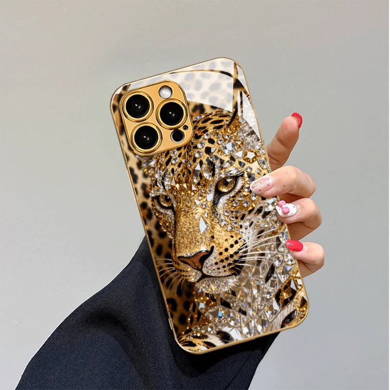 Luxury Electroplated Glass Phone Case with Tiger Head Design, Suitable for iPhone 17, 16, 15, 14, 13, 12, 11, Pro Max, Plus,
Luxury Electroplated Glass Phone Case with Tiger Head Design, Suitable for iPhone 17, 16, 15, 14, 13, 12, 11, Pro Max, Plus,