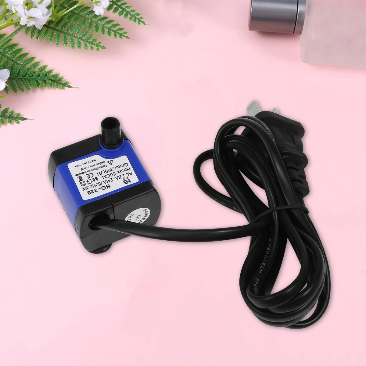 Mini Submersible Pump Low Noise Energy Saving For Aquarium Fish Tank Fountain Pond Water Pump For Aquarium Hydroponics System 
Mini Submersible Pump Low Noise Energy Saving For Aquarium Fish Tank Fountain Pond Water Pump For Aquarium Hydroponics System