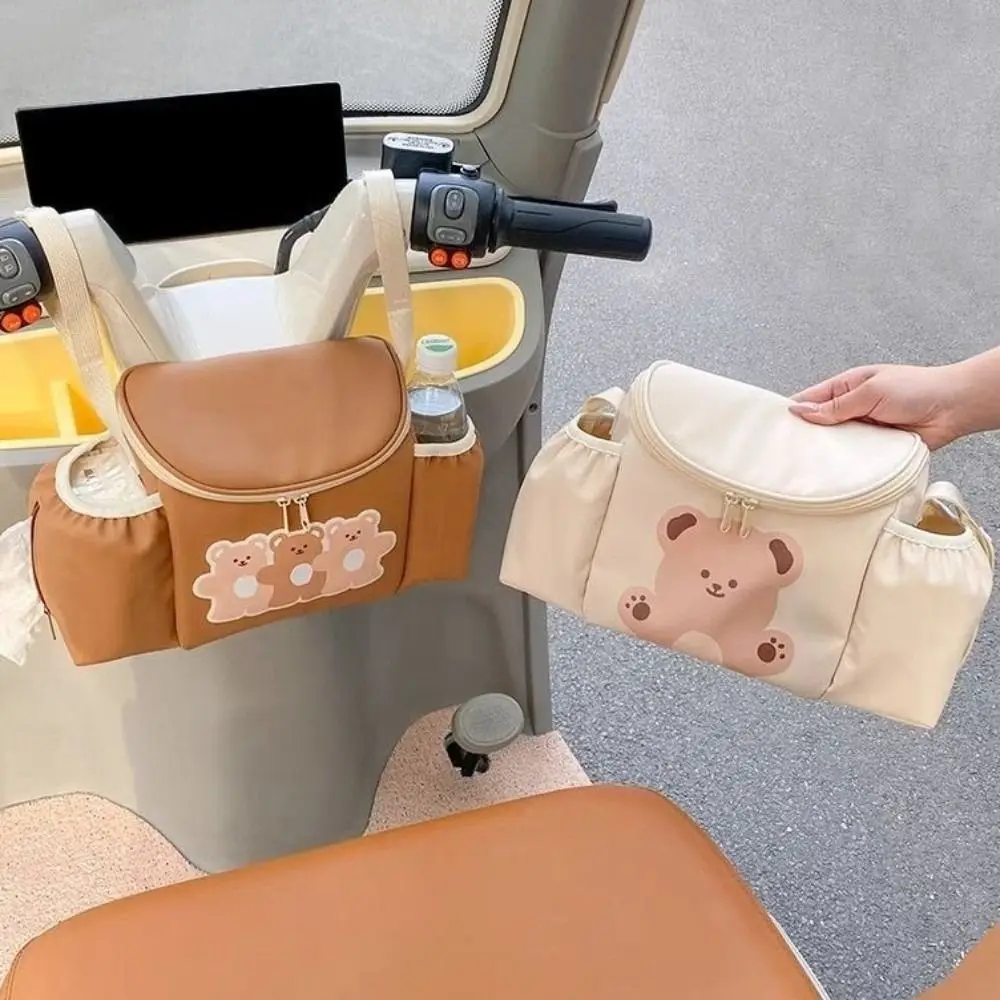 Large Capacity Bicycle Handlebar Bag Waterproof PU Leather Riding Front Handle Hanging Bag Detachable Quick Release
Large Capacity Bicycle Handlebar Bag Waterproof PU Leather Riding Front Handle Hanging Bag Detachable Quick Release