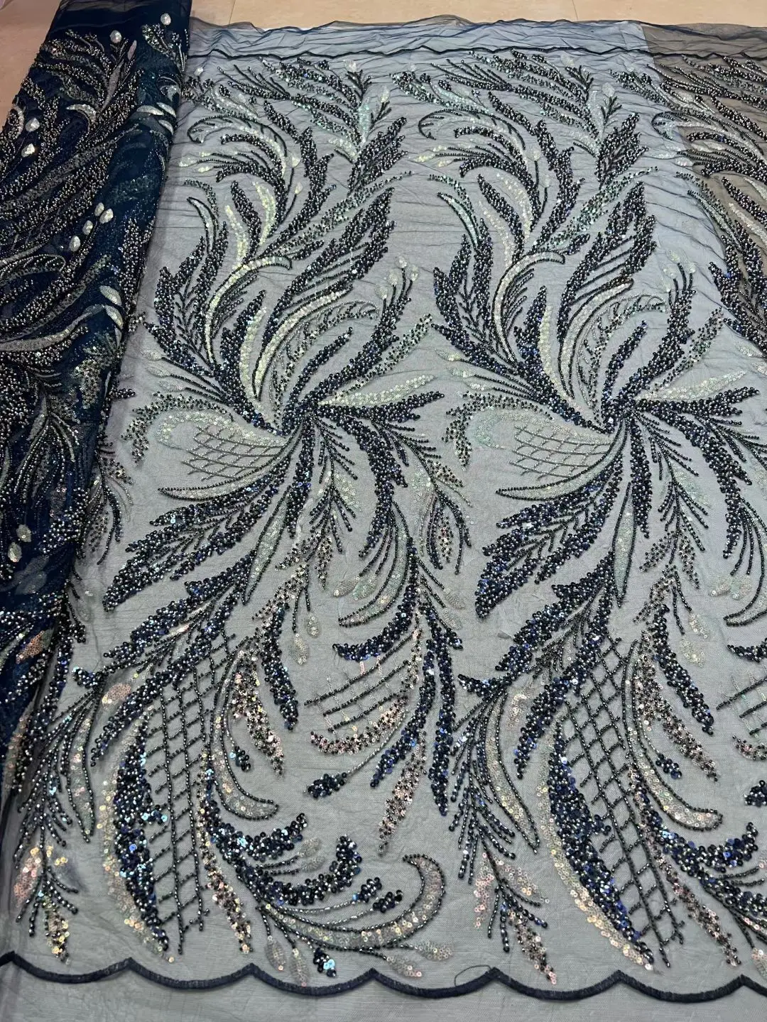 High Quality Fashion SYJ-13064010 African Tulle Embroidered Lace Fabric With Sequins Beads For Wedding Dress Party Sewing
High Quality Fashion SYJ-13064010 African Tulle Embroidered Lace Fabric With Sequins Beads For Wedding Dress Party Sewing