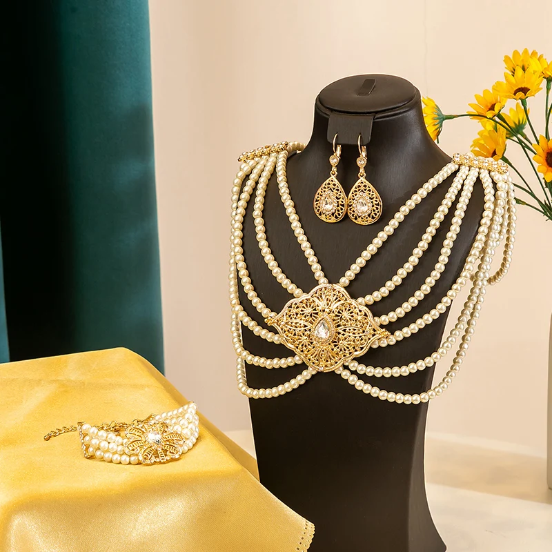 Luxurious Pearl & Gemstone Gold Jewelry Set, Exquisite Wedding Accessory For Ethnic Bridal Looks & Traditional Celebrations
Luxurious Pearl & Gemstone Gold Jewelry Set, Exquisite Wedding Accessory For Ethnic Bridal Looks & Traditional Celebrations