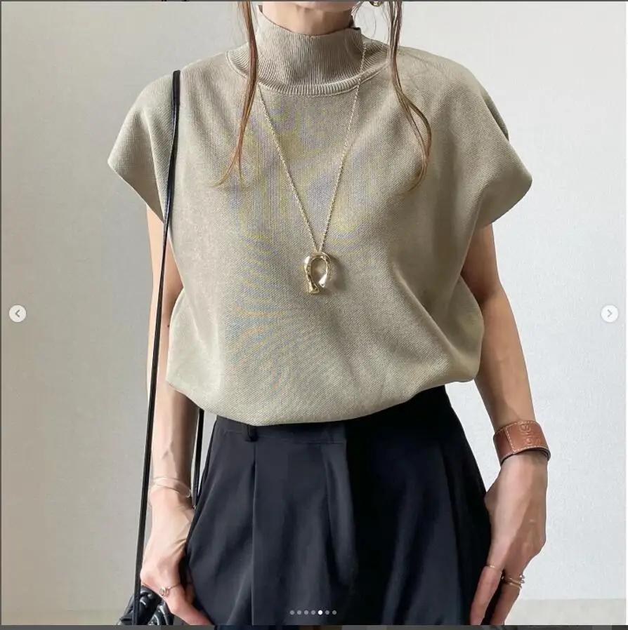 2023 Japanese New Skew Shoulder Fashion Casual Short Sleeve Women's Clothing Half High Collar Sweatshirt Women's Top Bottom Vest
2023 Japanese New Skew Shoulder Fashion Casual Short Sleeve Women's Clothing Half High Collar Sweatshirt Women's Top Bottom Vest