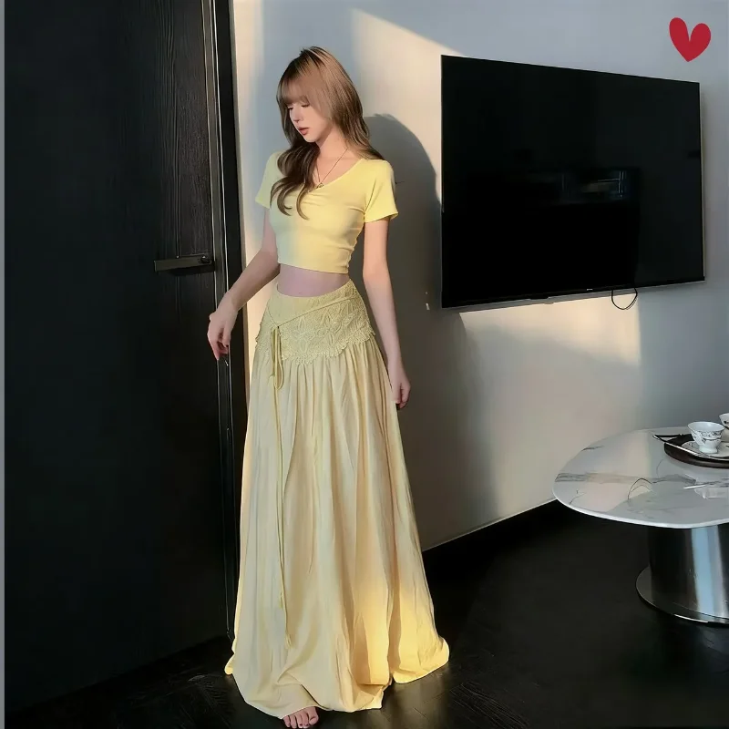 Women Short Sleeve Crop Top Lace Waist Maxi Skirt Two Piece Set
Women Short Sleeve Crop Top Lace Waist Maxi Skirt Two Piece Set