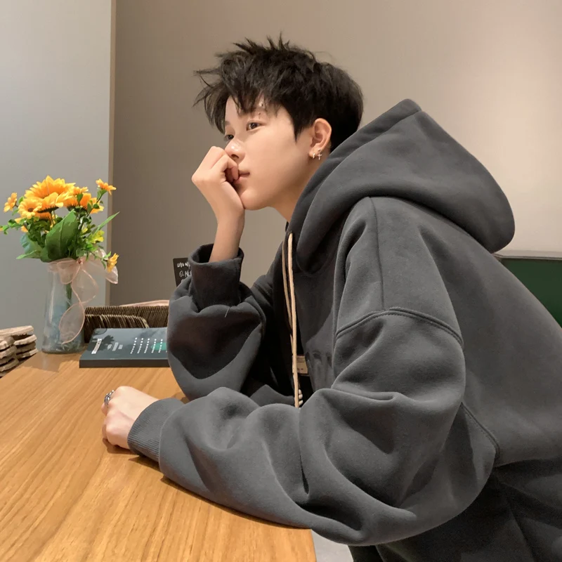 Мужская утепленная толстовка American Style с капюшоном, осенняя куртка на флисовой подкладке, модная молодежная брендовая ретро-модель оверсайз, повседневная одежда
Мужская утепленная толстовка American Style с капюшоном, осенняя куртка на флисовой подкладке, модная молодежная брендовая ретро-модель оверсайз, повседневная одежда