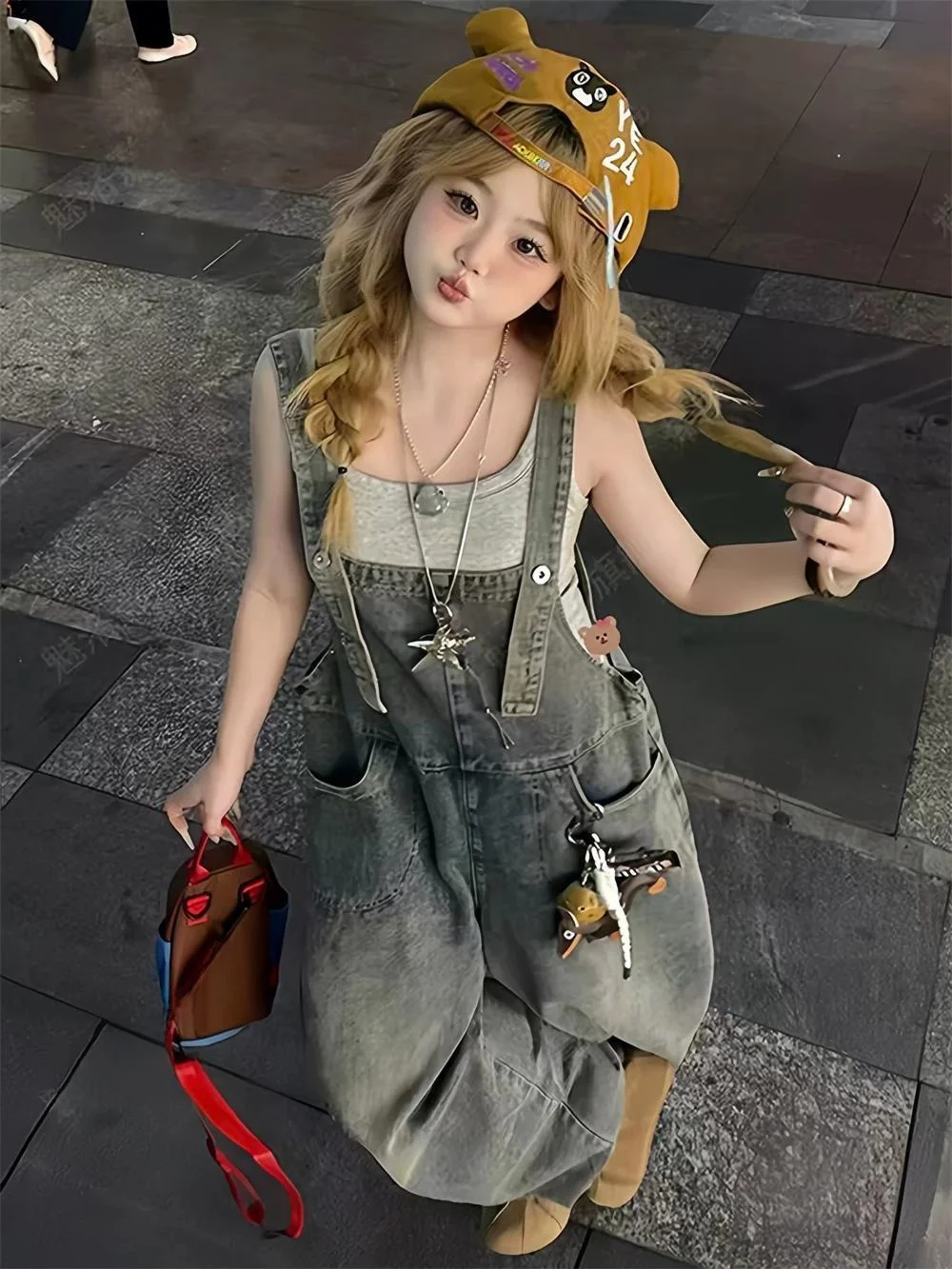 Korean Style High Waist Wide Leg Denim Overalls Women's Trendy Loose Fit Casual Pants Polyester Fiber Spring Season Youth
Korean Style High Waist Wide Leg Denim Overalls Women's Trendy Loose Fit Casual Pants Polyester Fiber Spring Season Youth
