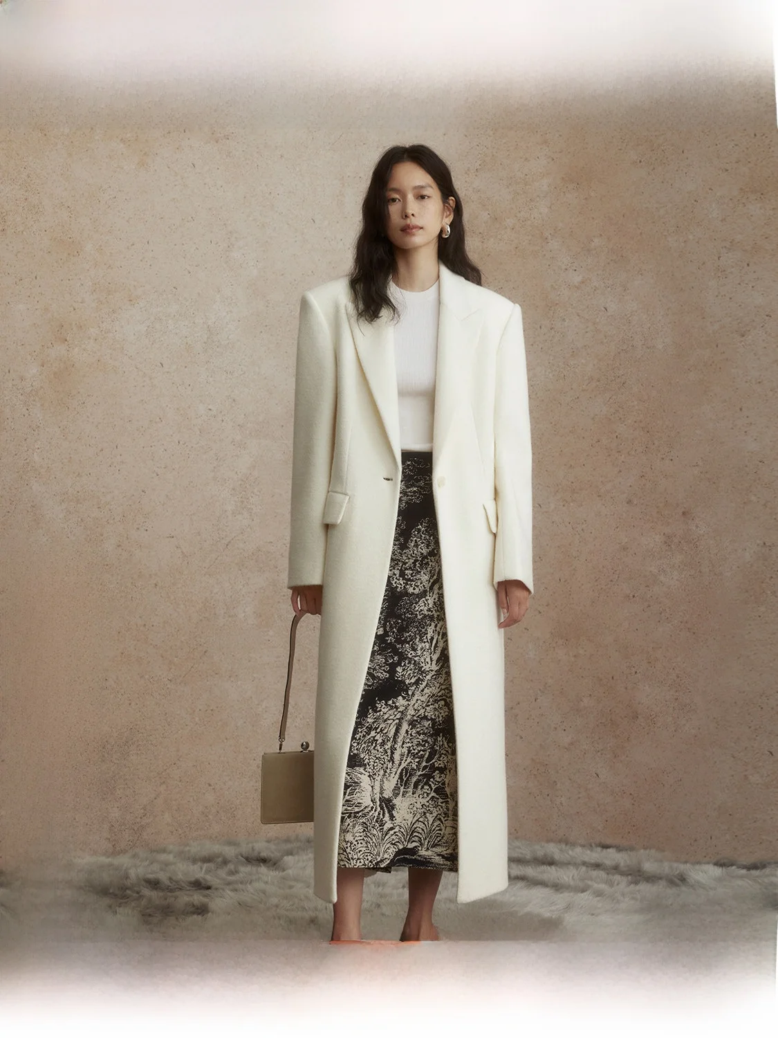 ZhiZhi Long Single-Breasted Suit-Style Coat for Women Winter Elegance Gunlock Design Thickened Long Sleeve Commute Simple
ZhiZhi Long Single-Breasted Suit-Style Coat for Women Winter Elegance Gunlock Design Thickened Long Sleeve Commute Simple