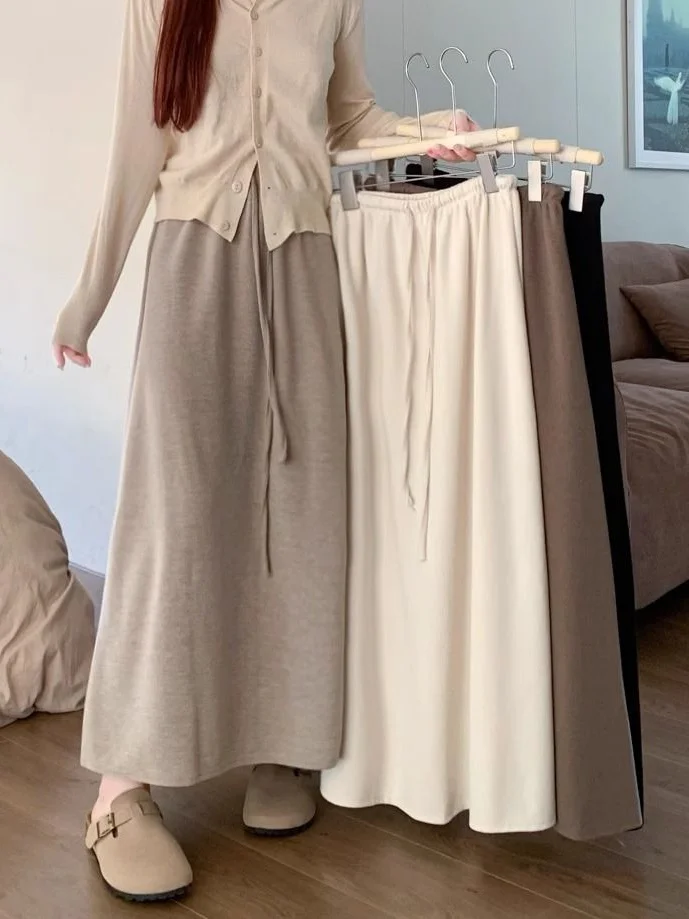 plus Size Women's A-Line Midi Skirt Elastic Waist Loose Fit High Waist Drapey Autumn Season Versatile Large Size Half Body Skirt
plus Size Women's A-Line Midi Skirt Elastic Waist Loose Fit High Waist Drapey Autumn Season Versatile Large Size Half Body Skirt