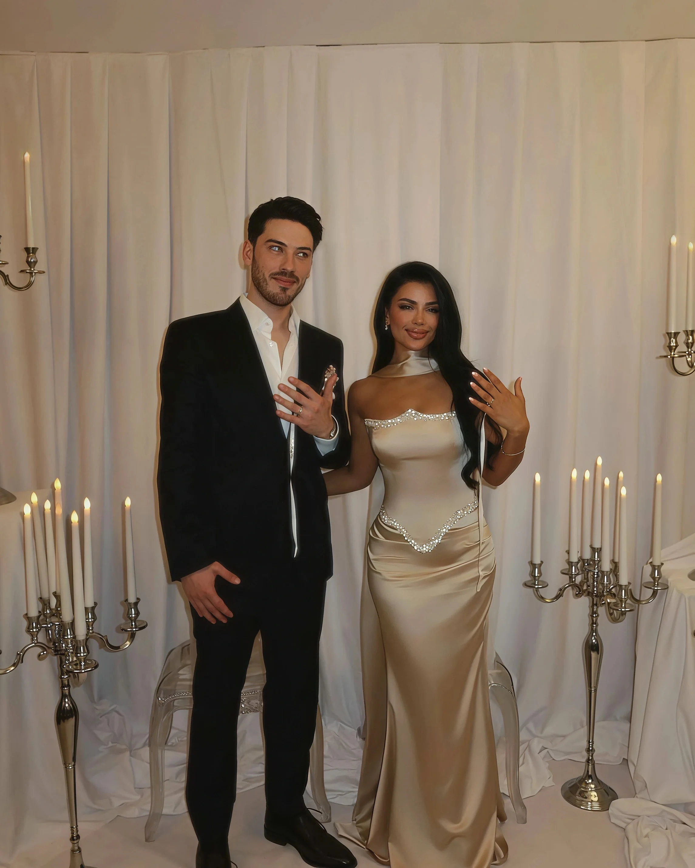 Customized champagne Mermaid Satin Arabic Evening Dress Temperament Strapless diamond beads engagement Prom Cocktail Vestidos
Customized champagne Mermaid Satin Arabic Evening Dress Temperament Strapless diamond beads engagement Prom Cocktail Vestidos