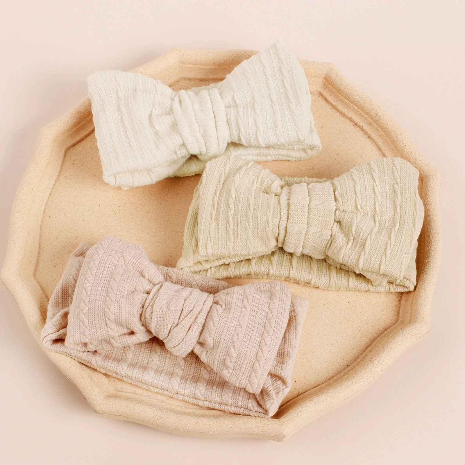 Baby Headband for Girls Cable Knit Hairbands Kids Hair Accessories Newborn Photography Props Autumn Turban Jacquard Headwear
Baby Headband for Girls Cable Knit Hairbands Kids Hair Accessories Newborn Photography Props Autumn Turban Jacquard Headwear