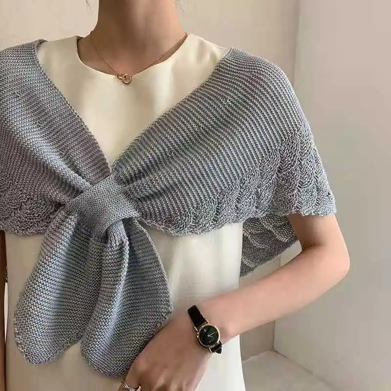 Women Clothing 2022 Spring Autumn New Fashionable Fishtail Small Cape Casual Simple Solid Colour Soft Comfortable Women Cape
Women Clothing 2022 Spring Autumn New Fashionable Fishtail Small Cape Casual Simple Solid Colour Soft Comfortable Women Cape