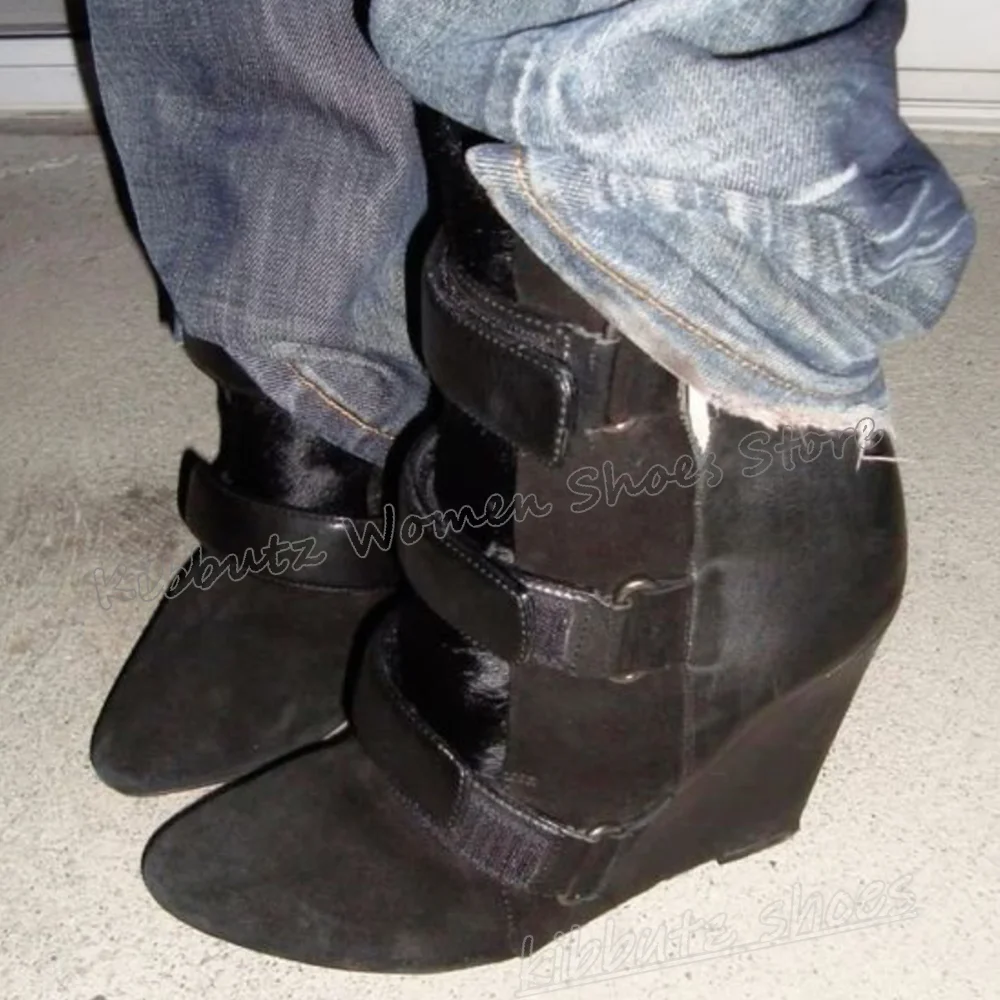 Furry Belt Buckle Ankle Boots Suede Patchwork Wedges Pointy Fashion Elegant Concise Sexy Luxury Solid Color Women Shoes Newest
Furry Belt Buckle Ankle Boots Suede Patchwork Wedges Pointy Fashion Elegant Concise Sexy Luxury Solid Color Women Shoes Newest