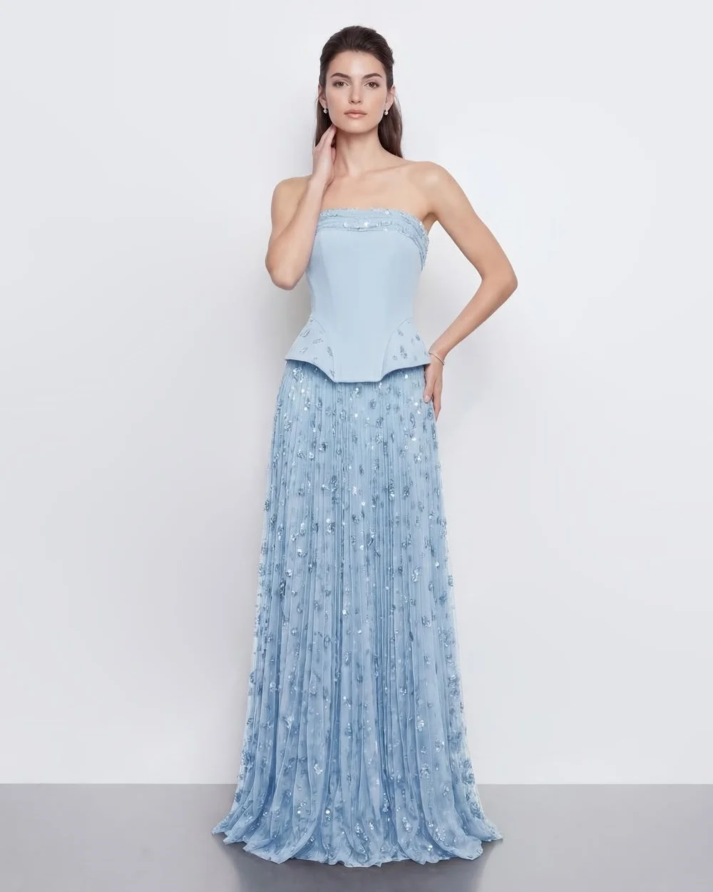 Customized Sparkle Women Jersey Sequined Ruched A-Line Evening Dresses Modern Style Strapless Sleeveless Floor Lenght Party Gown
Customized Sparkle Women Jersey Sequined Ruched A-Line Evening Dresses Modern Style Strapless Sleeveless Floor Lenght Party Gown