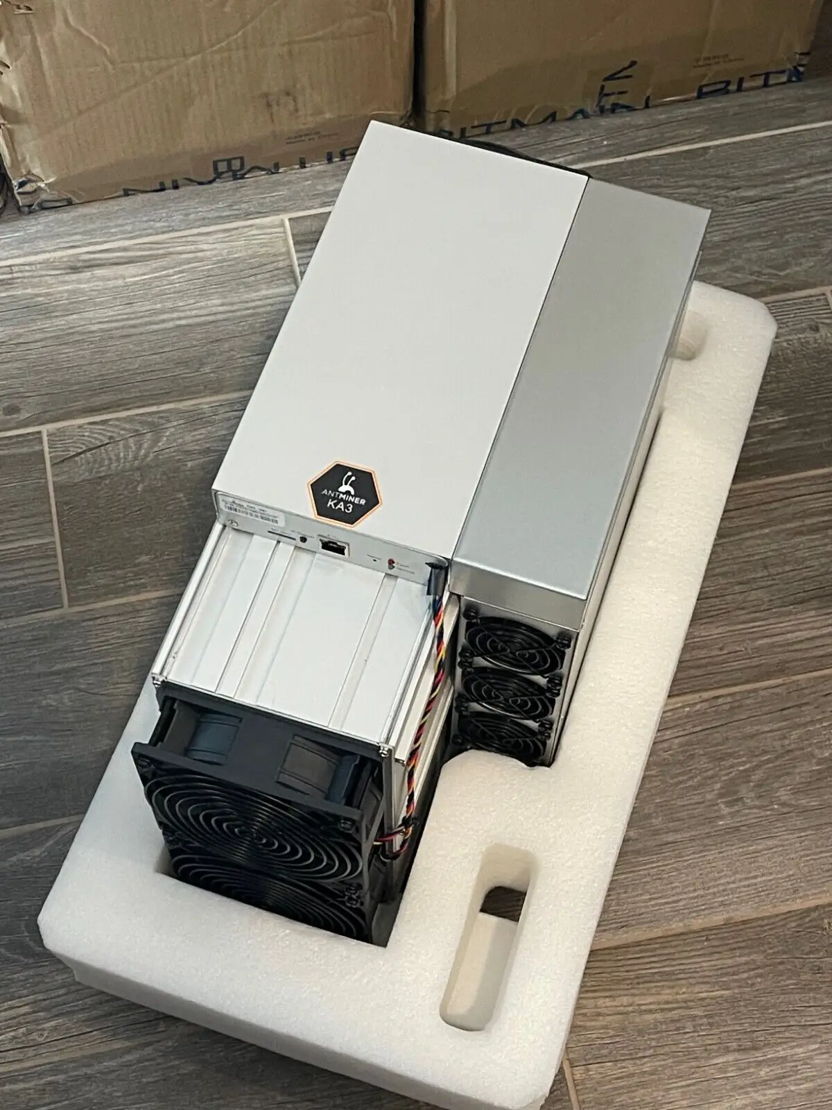 Купите 2 и получите 1 бесплатно новый Antminer KA3 166T 3154 Вт Майнер в наличии
Купите 2 и получите 1 бесплатно новый Antminer KA3 166T 3154 Вт Майнер в наличии