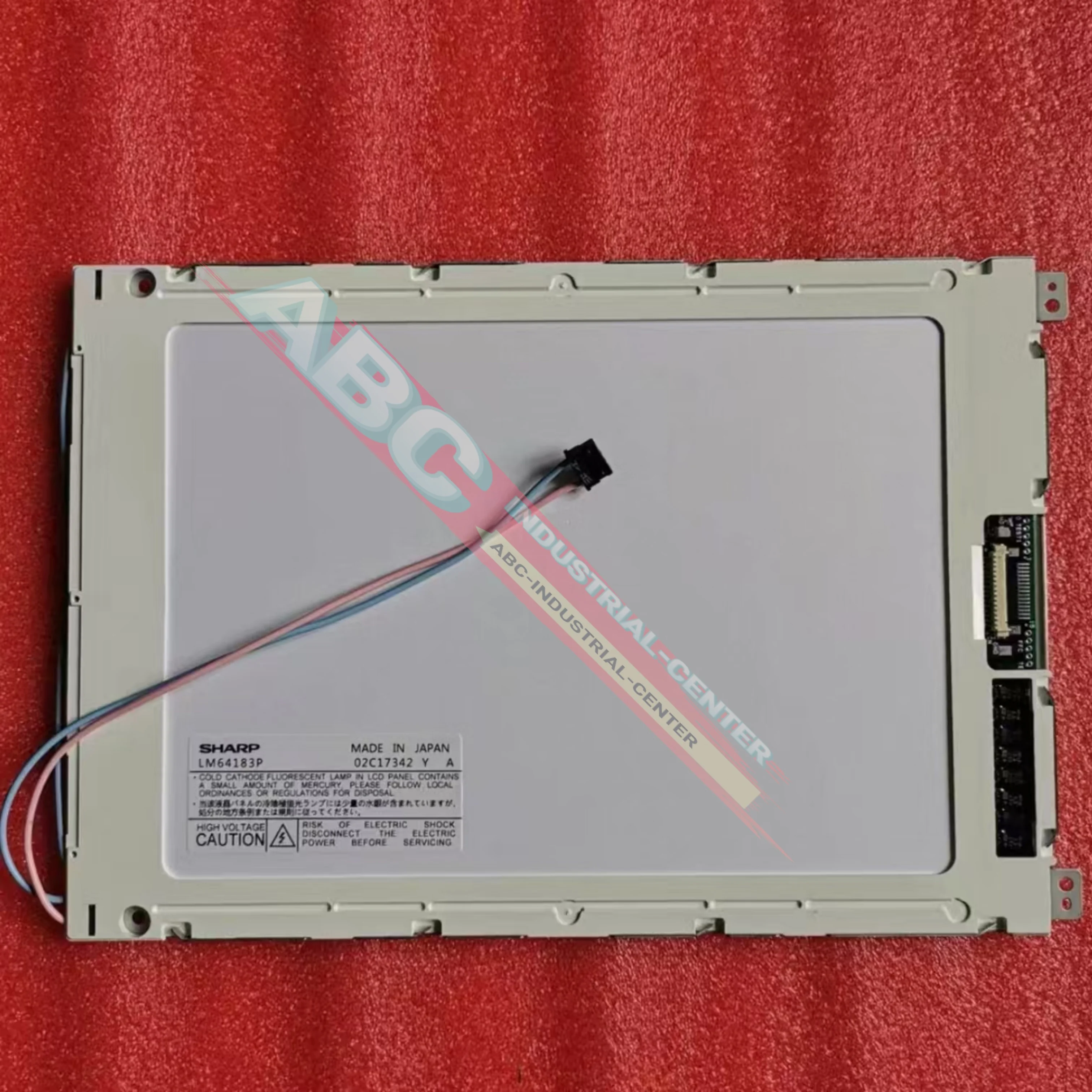 New LM32019T Liquid crystal display screen in box LM64183P
New LM32019T Liquid crystal display screen in box LM64183P