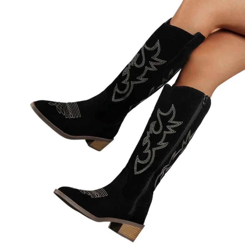 Embroidered Western Cowboy Boots for Women Autumn Pointed Toe Thick Heel High Knee Boots Loose PU Leather Long Botas Mujer 803Y
Embroidered Western Cowboy Boots for Women Autumn Pointed Toe Thick Heel High Knee Boots Loose PU Leather Long Botas Mujer 803Y