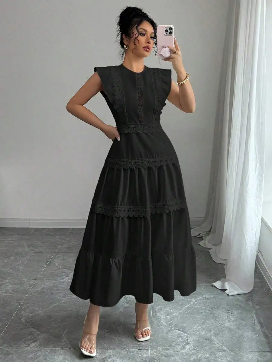 Black Sleeveless Round Neck Tiered Midi Dress With Floral Lace Trim And Ruffled Layers
Black Sleeveless Round Neck Tiered Midi Dress With Floral Lace Trim And Ruffled Layers