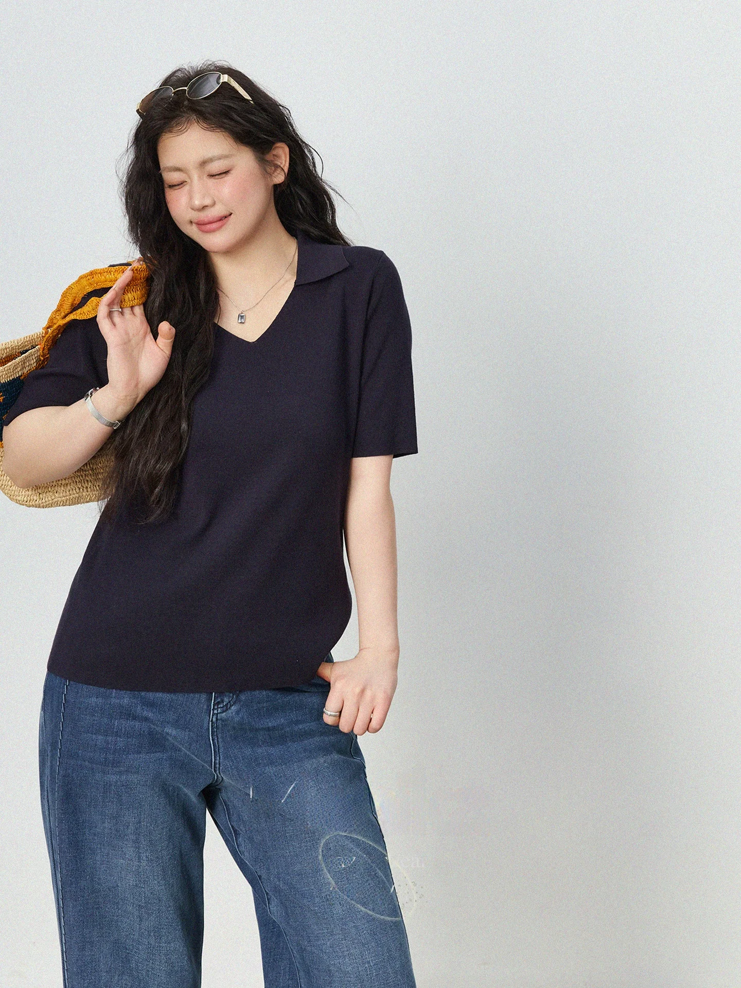 plus Size Women's Fashionable Casual Knitwear Short Sleeve Turn-down Collar Loose Fit Summer New Arrival Top for All Shapes
plus Size Women's Fashionable Casual Knitwear Short Sleeve Turn-down Collar Loose Fit Summer New Arrival Top for All Shapes