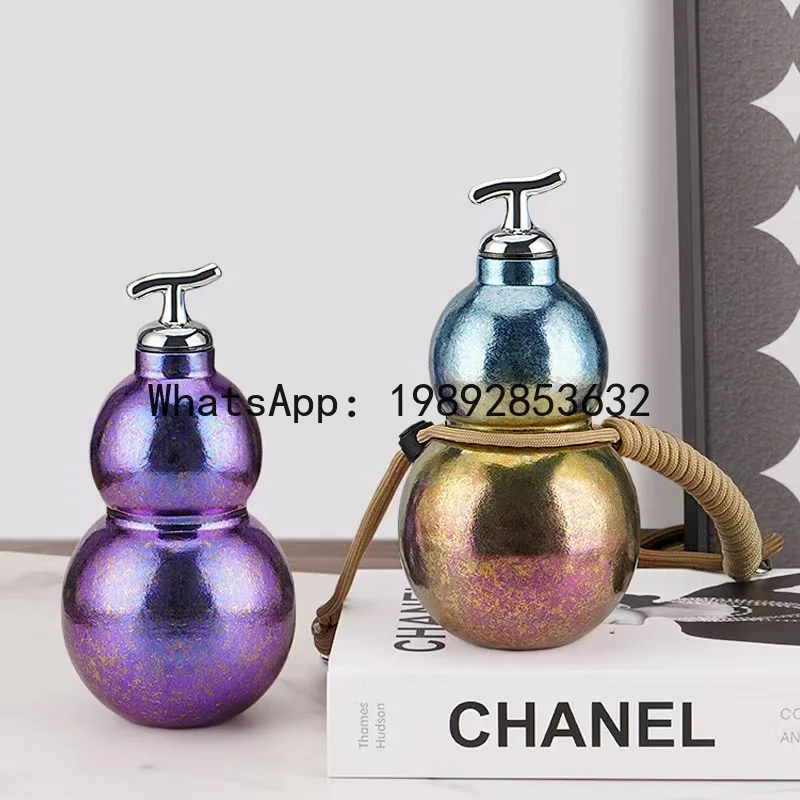 Pure titanium gourd thermos cup, high-looking creative drinking cup, convenient outdoor travel water kettle
Pure titanium gourd thermos cup, high-looking creative drinking cup, convenient outdoor travel water kettle