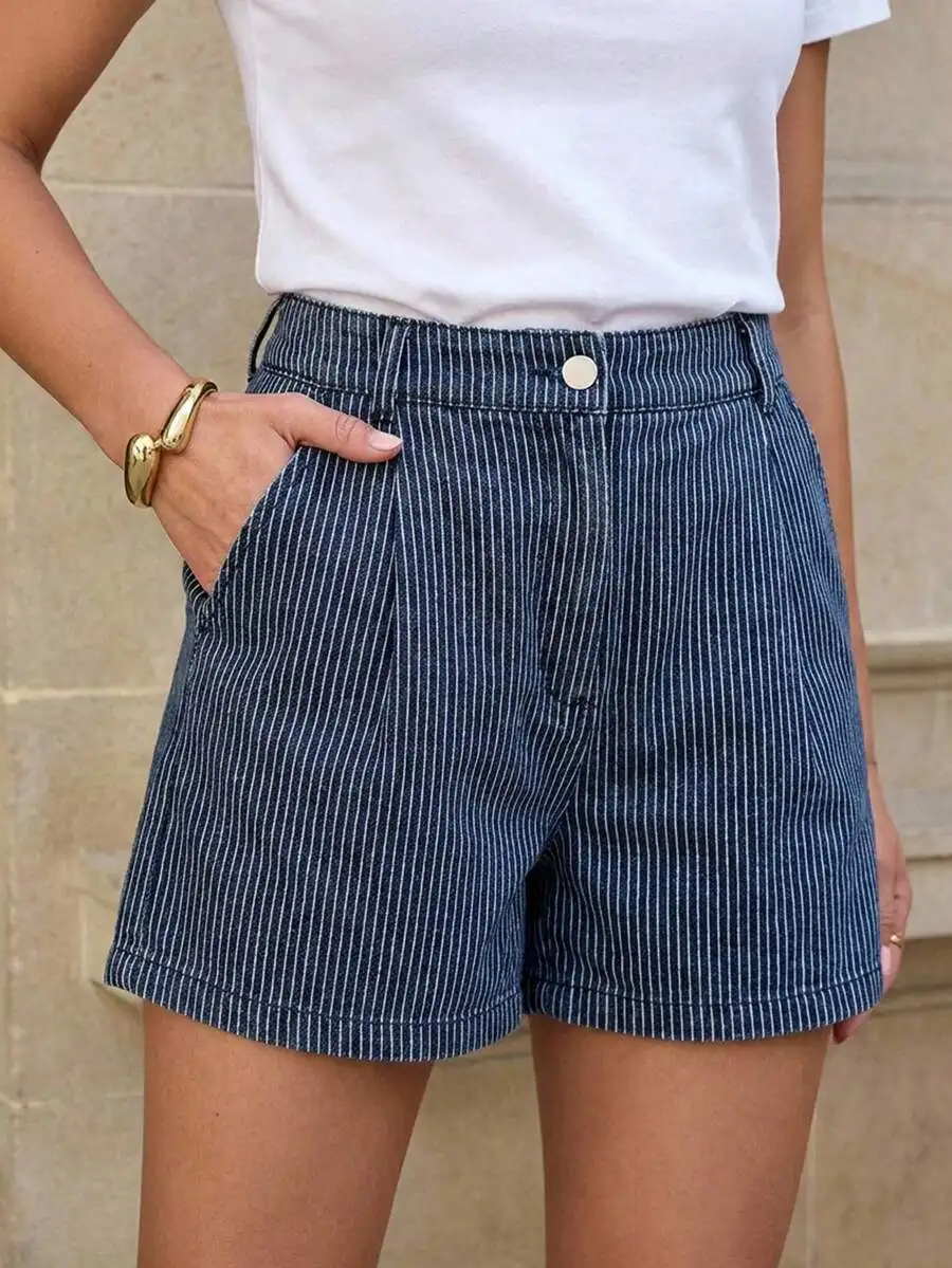 High-Waisted Striped Denim Shorts For Women, Casual Summer Wear, Elegant Tailored Fit, Beach Vacation Party Outfit
High-Waisted Striped Denim Shorts For Women, Casual Summer Wear, Elegant Tailored Fit, Beach Vacation Party Outfit