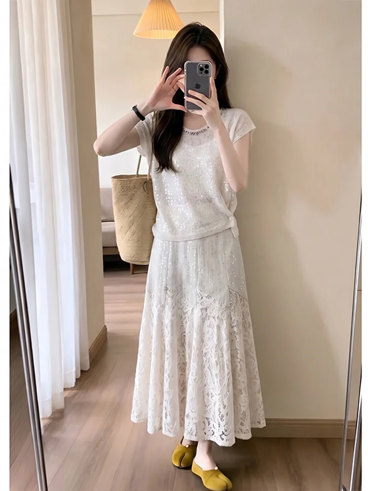 Summer New Gentle Women's Knitted Lace Top And Skirt Set Short Sleeve round Neck T-Shirt Style High Waist Breathable Polyester
Summer New Gentle Women's Knitted Lace Top And Skirt Set Short Sleeve round Neck T-Shirt Style High Waist Breathable Polyester