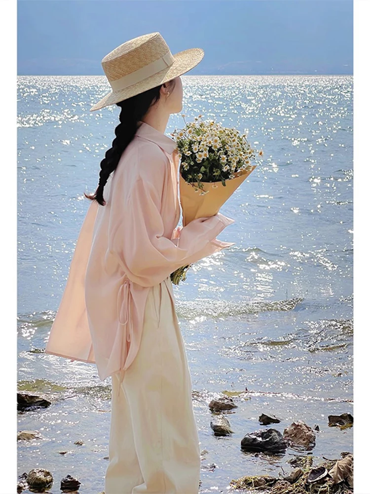 Women's Summer Sleeveless Shawl Collar Silk Sun Protection Shirt Thin Outerwear Spring Autumn Season Knot Design Co...
Women's Summer Sleeveless Shawl Collar Silk Sun Protection Shirt Thin Outerwear Spring Autumn Season Knot Design Co...