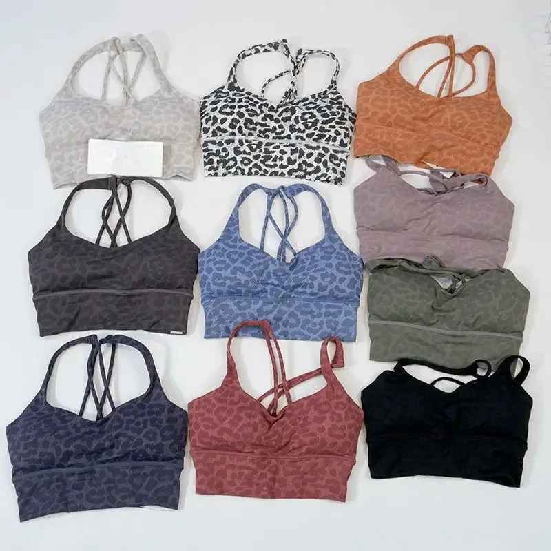 European and American leopard print yoga soft double strip bra thin strap beautiful back suspender women's sports tights
European and American leopard print yoga soft double strip bra thin strap beautiful back suspender women's sports tights