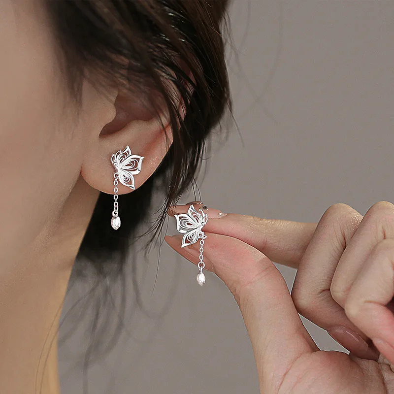 925 Sterling Silver Hollow Butterfly Stud Earrings For Women Luxury Designer Jewelry Wholesale Accessories Prevent Allergies
925 Sterling Silver Hollow Butterfly Stud Earrings For Women Luxury Designer Jewelry Wholesale Accessories Prevent Allergies
