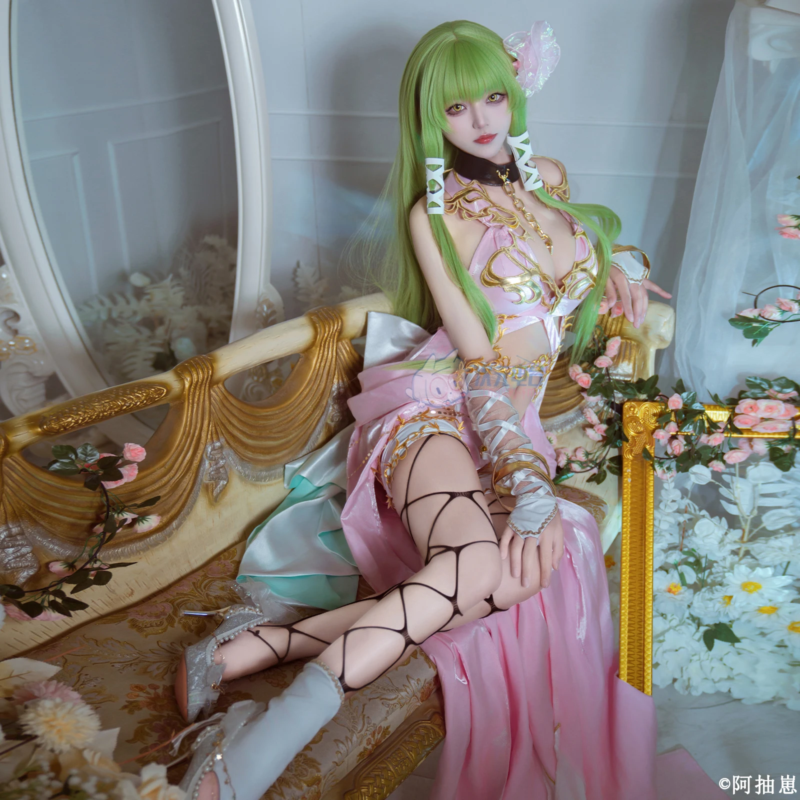 Anime C.C. Code Geass Cosplay C.C Lost Stories New Costume Halloween Carnival Sexy Long Dress Women's Sweet Wig Prop Set
Anime C.C. Code Geass Cosplay C.C Lost Stories New Costume Halloween Carnival Sexy Long Dress Women's Sweet Wig Prop Set