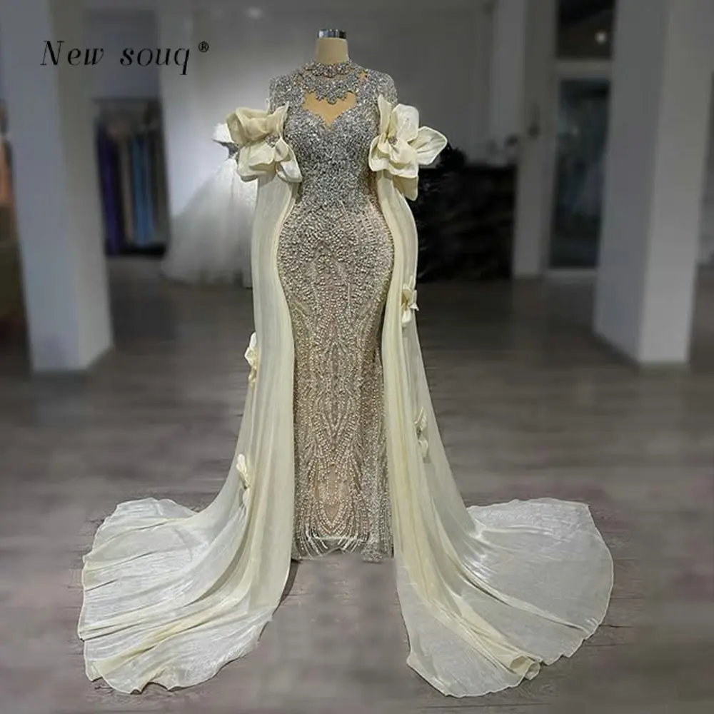 2026 Шампанское с длинными рукавами Русалка Пром платья Индивидуальные блестящие кристаллы и бисерные вечерние платья для свадьбы
2026 Шампанское с длинными рукавами Русалка Пром платья Индивидуальные блестящие кристаллы и бисерные вечерние платья для свадьбы