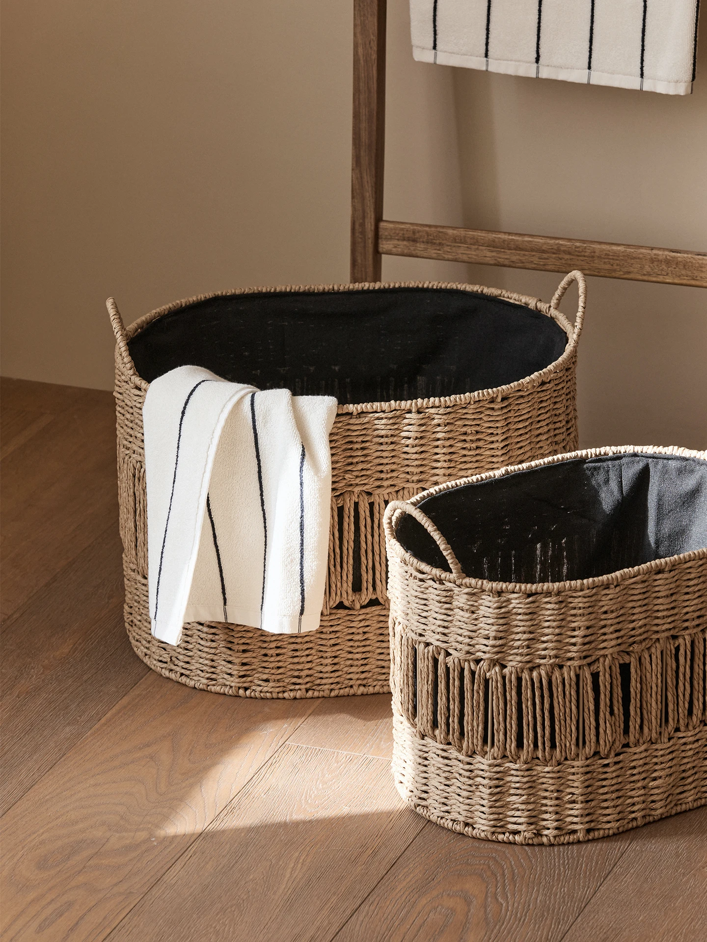 Японская плетеная корзина ручной работы для хранения, органайзер для одежды, настольная корзина, корзина для белья, для шкафа
Японская плетеная корзина ручной работы для хранения, органайзер для одежды, настольная корзина, корзина для белья, для шкафа