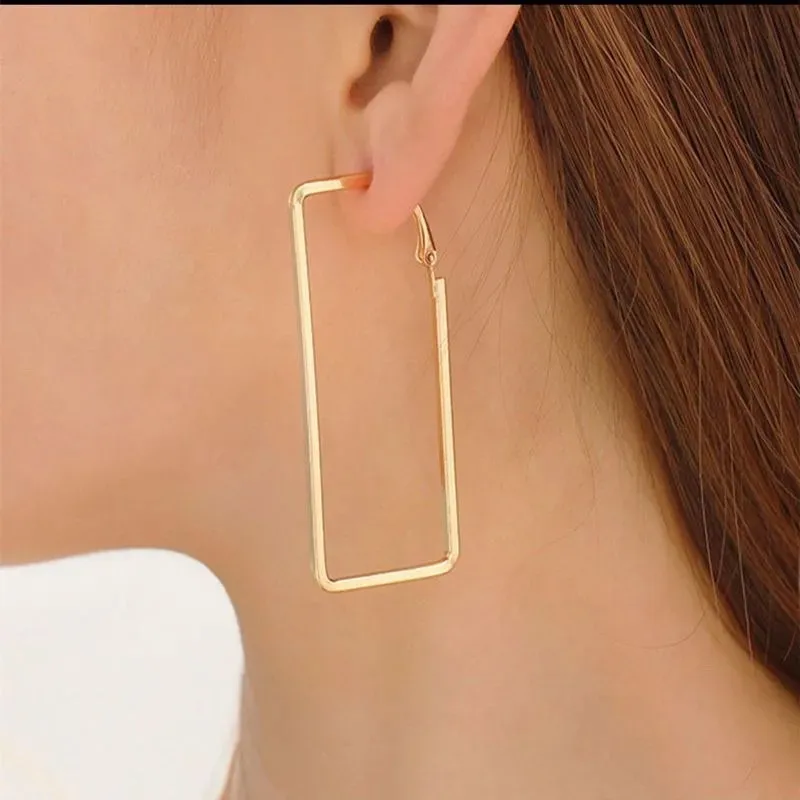 Minimalist Silver Rectangle Square Hoop Earrings Exaggerated Fashion Cute Party Ear Jewelry for Ladies
Minimalist Silver Rectangle Square Hoop Earrings Exaggerated Fashion Cute Party Ear Jewelry for Ladies