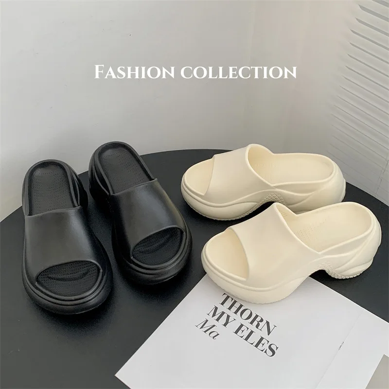 FashionableTrendy Women's Sandals With Thick Sole And Soft Base Anti-Slip Summer Beach Shoes EVA Material For Outer Wear
FashionableTrendy Women's Sandals With Thick Sole And Soft Base Anti-Slip Summer Beach Shoes EVA Material For Outer Wear