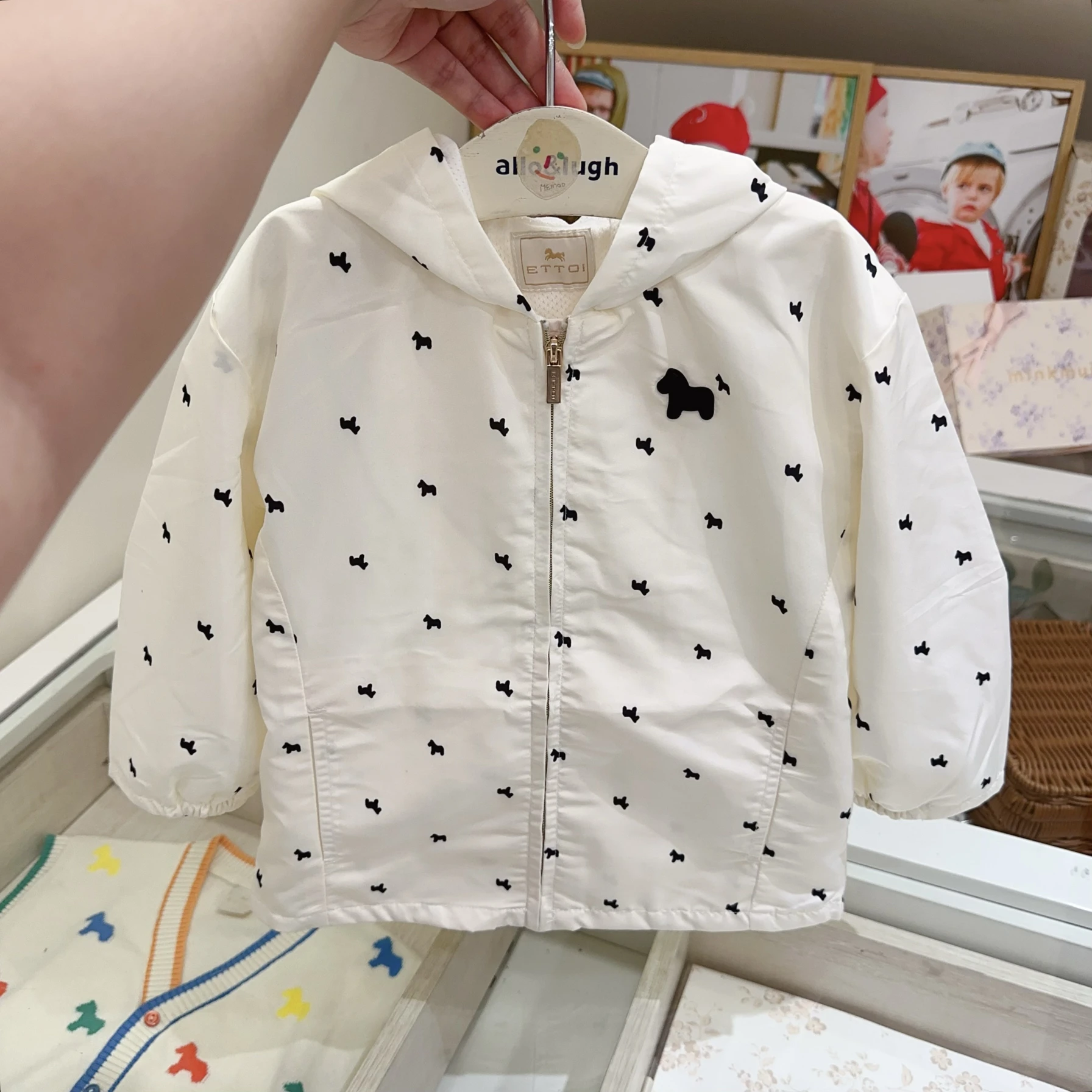Adorable Print Jacket with Hat Spring Summer New Style Unisex Kids Coat Versatile Children Outerwear Korean Style Coat
Adorable Print Jacket with Hat Spring Summer New Style Unisex Kids Coat Versatile Children Outerwear Korean Style Coat