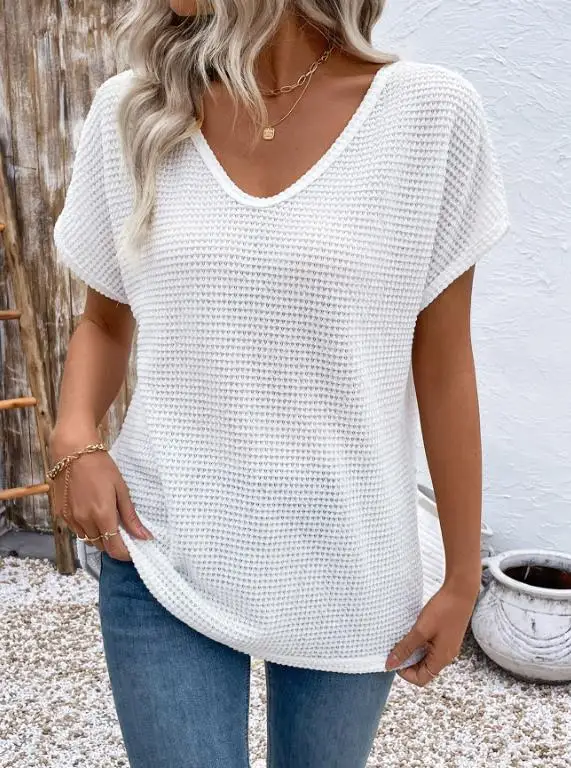 Top Women 2026 Spring Summer New Solid Color Lace Splicing Short Sleeve Loose Fit Casual V-Neck Daily Texture T-Shirt Top
Top Women 2026 Spring Summer New Solid Color Lace Splicing Short Sleeve Loose Fit Casual V-Neck Daily Texture T-Shirt Top