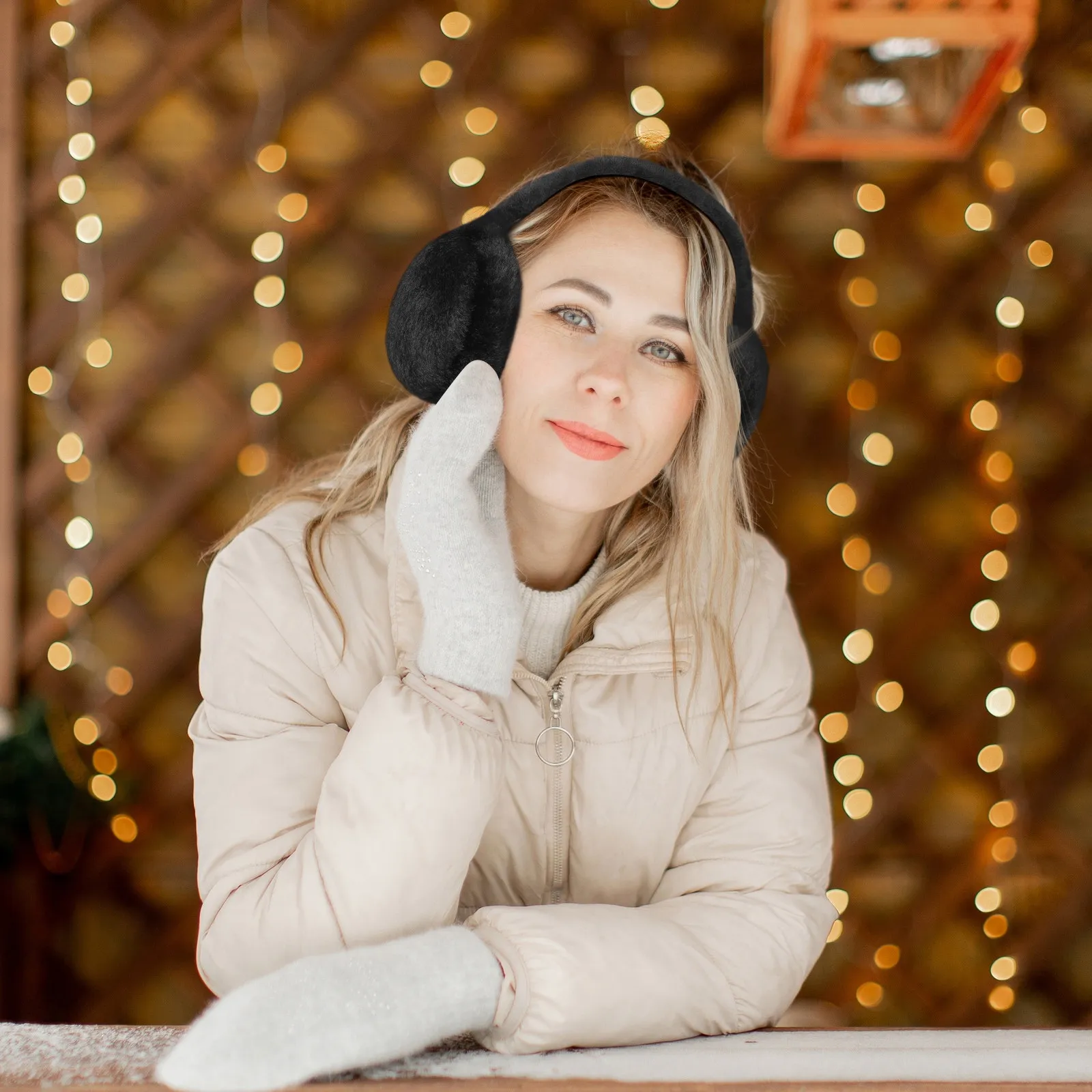 Премиальные черные утеплители для ушей на зиму: мягкие, удобные, идеально подходят для ношения с свитером или пальто, идеальный аксессуар для активного отдыха.
Премиальные черные утеплители для ушей на зиму: мягкие, удобные, идеально подходят для ношения с свитером или пальто, идеальный аксессуар для активного отдыха.