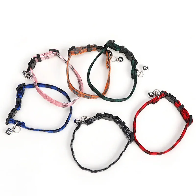 New plaid collar Pet bell collar bow tape cloth round ears cat dog collar
New plaid collar Pet bell collar bow tape cloth round ears cat dog collar