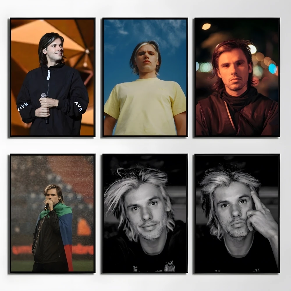 Rapper Singer O-Orelsan Poster Elegant And Affordable Wall Art Stickers For Dormitory Living Room And Bedroom Spaces
Rapper Singer O-Orelsan Poster Elegant And Affordable Wall Art Stickers For Dormitory Living Room And Bedroom Spaces
