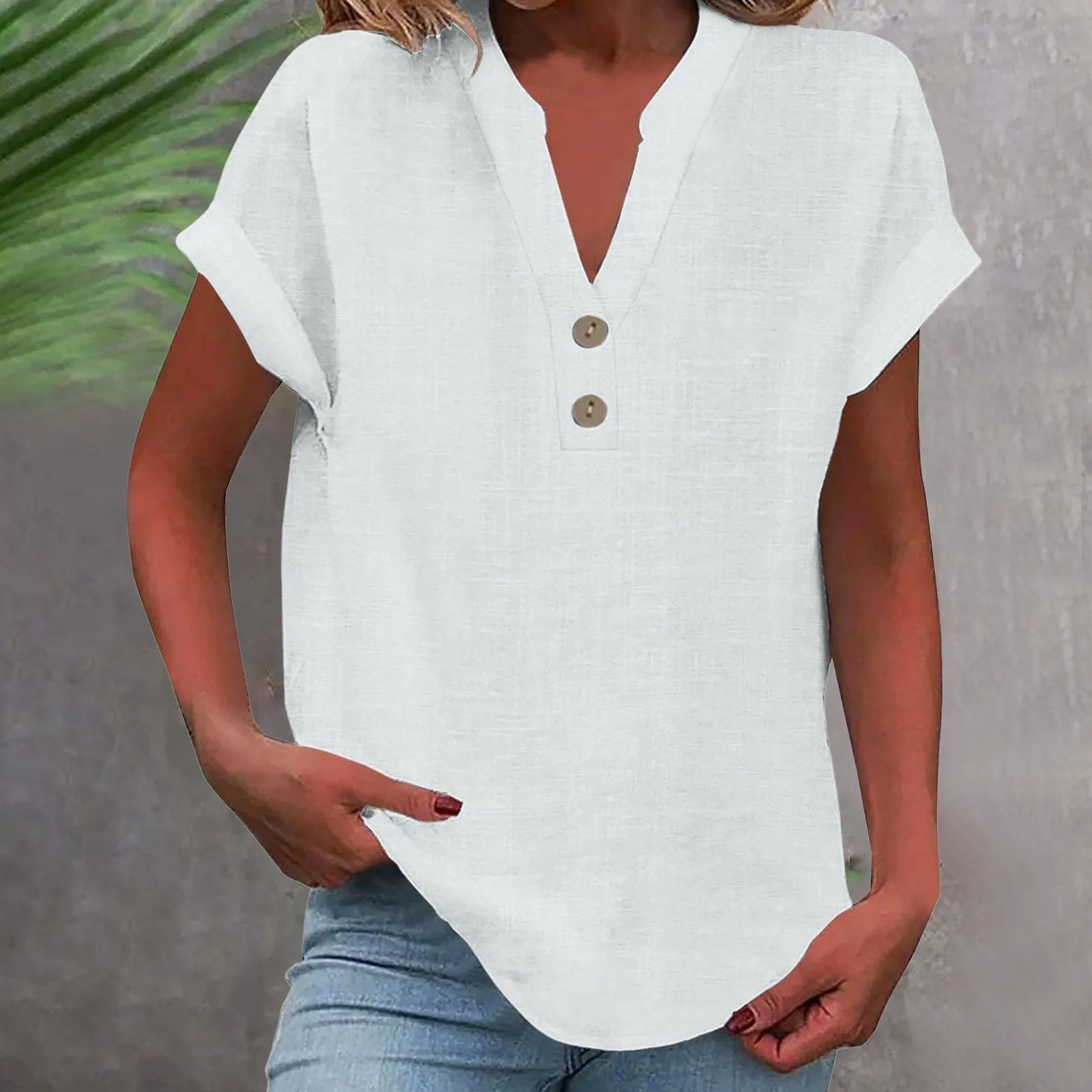 Spring Summer Women's Blouse Loose Button Pleated V Neck Sleeveless Top Curved Hem Vintage Solid Pullovers Woman Blouse
Spring Summer Women's Blouse Loose Button Pleated V Neck Sleeveless Top Curved Hem Vintage Solid Pullovers Woman Blouse
