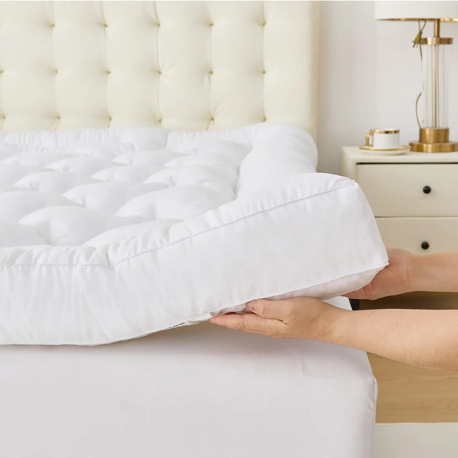 5 Inch Full Size Memory Foam Mattress Topper, Shredded Foam Filled for Back Pain Relief, Extra Soft & Breathable, 54x75x5 Inches
5 Inch Full Size Memory Foam Mattress Topper, Shredded Foam Filled for Back Pain Relief, Extra Soft & Breathable, 54x75x5 Inches